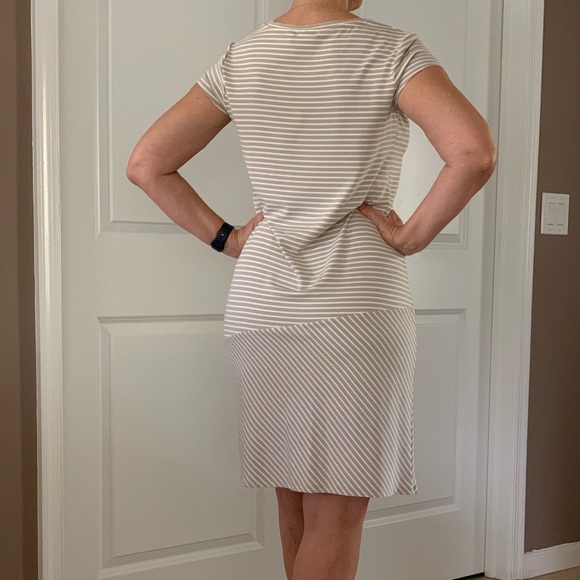 CHICO’S tee dress - Picture 3 of 9